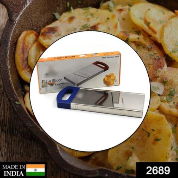 PLAIN POTATO SLICER USED IN ALL KINDS OF HOUSEHOLD KITCHEN PURPOSES FOR CUTTING AND SLICING OF POTAT
