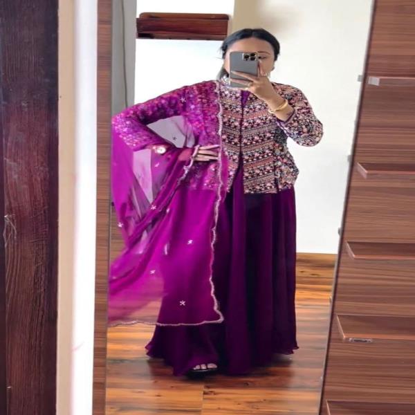 RHB  85  Heavy Benglore With Embroidery Work With Real Mirror Work