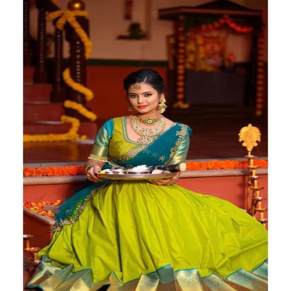 SRI  Hasti half saree Kanjiveram Silk pure Zari lehanga with blouse along with Duppta